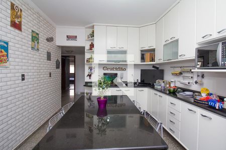 Apartamento à venda com 263m², 4 quartos e 2 vagasCozinhaCozinha