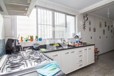 Apartamento à venda com 263m², 4 quartos e 2 vagasCozinha