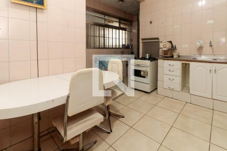 Apartamento à venda com 100m², 2 quartos e sem vagaCozinha