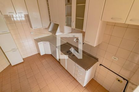 Apartamento à venda com 75m², 2 quartos e 1 vaga Apartamento à venda com 75m², 2 quartos e 1 vagaCozinha