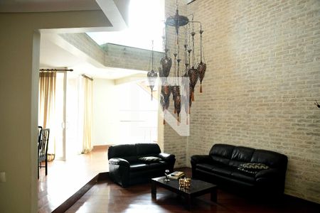 Sala de casa de condomínio para alugar com 5 quartos, 660m² em São Paulo Ii, Cotia