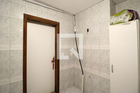 Casa à venda com 214m², 3 quartos e 2 vagas Casa à venda com 214m², 3 quartos e 2 vagasBanheiro da Suíte