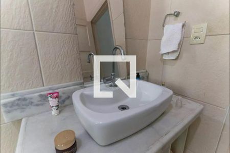 Apartamento à venda com 110m², 3 quartos e sem vagaBanheiro