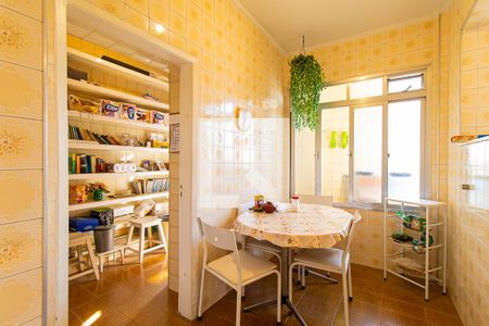 Apartamento à venda com 163m², 3 quartos e sem vagaCozinha