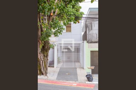 Fachada de casa para alugar com 3 quartos, 134m² em Bela Aliança, São Paulo