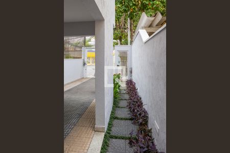 Garagem de casa para alugar com 3 quartos, 134m² em Bela Aliança, São Paulo