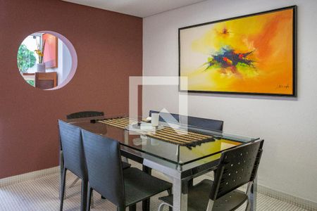 Sala 1 de casa para alugar com 3 quartos, 134m² em Bela Aliança, São Paulo