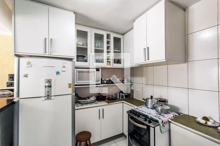 Casa à venda com 150m², 2 quartos e 2 vagas Casa à venda com 150m², 2 quartos e 2 vagasCozinha