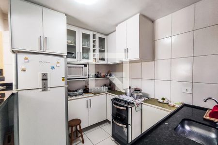 Casa à venda com 150m², 2 quartos e 2 vagas Casa à venda com 150m², 2 quartos e 2 vagasCozinha