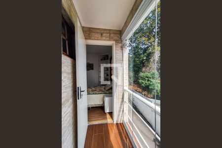 Casa à venda com 150m², 2 quartos e 2 vagas Casa à venda com 150m², 2 quartos e 2 vagasVaranda da Suíte 2