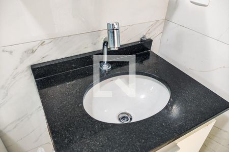 Casa à venda com 150m², 2 quartos e 2 vagas Casa à venda com 150m², 2 quartos e 2 vagasBanheiro da Suíte 2