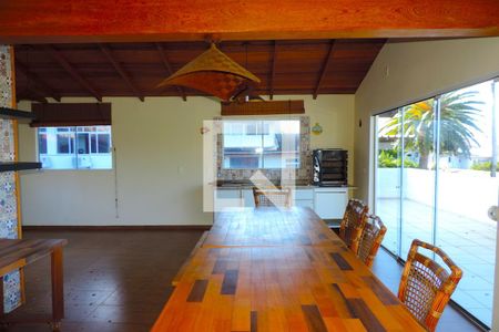 Sala de Estar de casa para alugar com 5 quartos, 240m² em Itaguaçu, Florianópolis