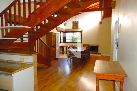 Sala de casa para alugar com 5 quartos, 240m² em Itaguaçu, Florianópolis