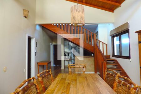 Sala de casa para alugar com 5 quartos, 240m² em Itaguaçu, Florianópolis