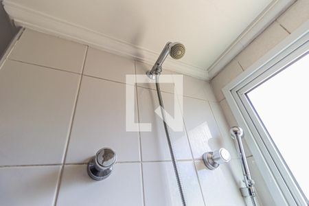 Apartamento à venda com 60m², 2 quartos e 1 vaga Apartamento à venda com 60m², 2 quartos e 1 vagaDetalhe do banheiro