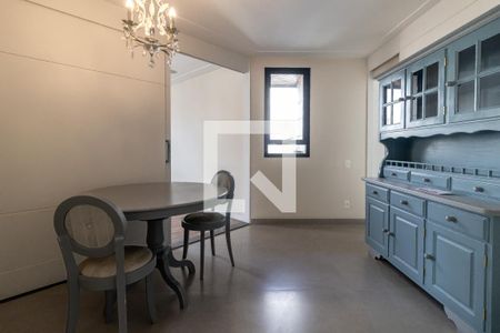 Apartamento para alugar com 193m², 3 quartos e 3 vagasCopa