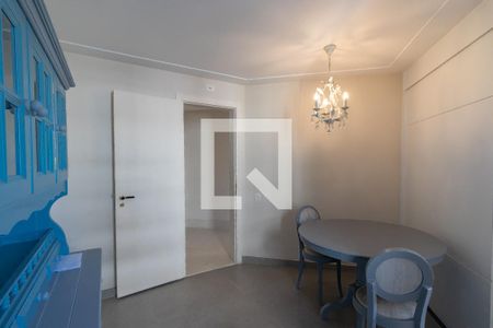 Apartamento para alugar com 193m², 3 quartos e 3 vagasCopa