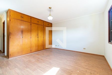 Suíte de casa para alugar com 3 quartos, 303m² em Vila do Encontro, São Paulo