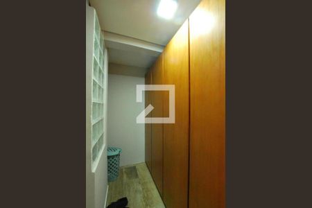 Apartamento à venda com 400m², 4 quartos e 2 vagasCloset da suíte 3
