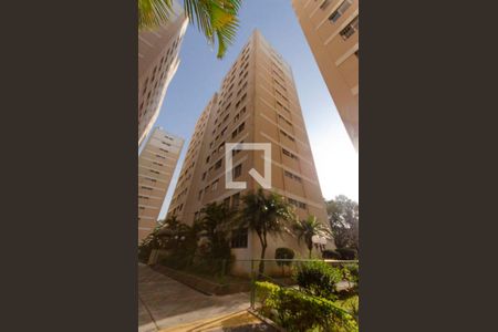 Apartamento à venda com 60m², 2 quartos e 1 vaga Apartamento à venda com 60m², 2 quartos e 1 vagaFachada