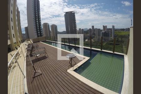 Apartamento à venda com 111m², 3 quartos e 3 vagasÁrea comum - Piscina