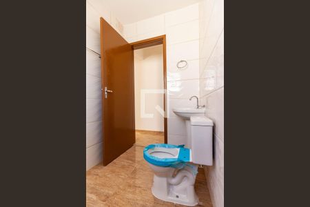 Casa à venda com 85m², 2 quartos e 2 vagasBanheiro