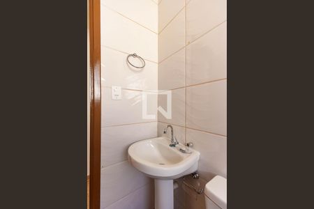 Casa à venda com 85m², 2 quartos e 2 vagasBanheiro