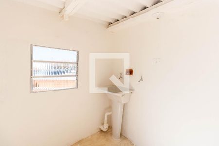 Casa à venda com 85m², 2 quartos e 2 vagasLavanderia
