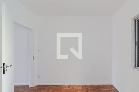 Quarto 2 de casa para alugar com 3 quartos, 150m² em Burgo Paulista, São Paulo