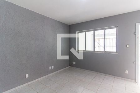 Sala de casa para alugar com 5 quartos, 200m² em Vila Ribeiro de Barros, São Paulo