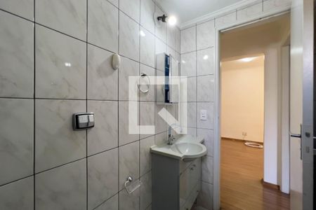 Banheiro de apartamento para alugar com 1 quarto, 40m² em Cambuci, São Paulo