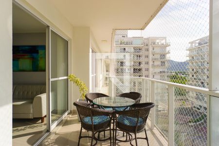 Apartamento para alugar com 90m², 3 quartos e 2 vagas Apartamento para alugar com 90m², 3 quartos e 2 vagasVaranda da Sala