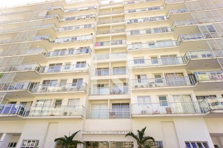 Apartamento para alugar com 90m², 3 quartos e 2 vagas Apartamento para alugar com 90m², 3 quartos e 2 vagasFachada
