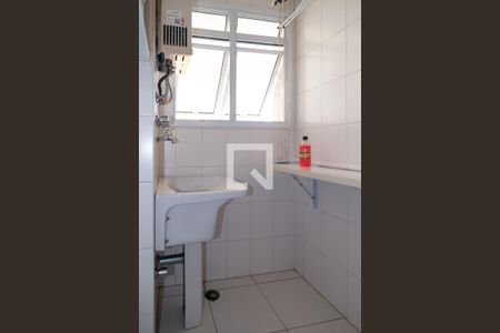 Apartamento para alugar com 55m², 2 quartos e 1 vagaÁrea de Serviço