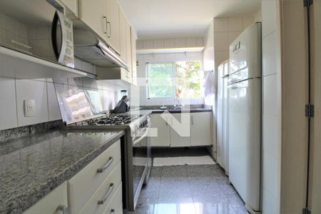 Apartamento à venda com 170m², 4 quartos e 3 vagasCozinha