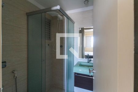 Banheiro do quarto 1 de apartamento para alugar com 2 quartos, 80m² em Vila Monumento, São Paulo