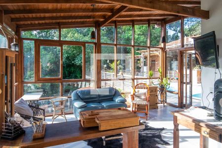 Casa à venda com 225m², 3 quartos e 8 vagasÁrea externa