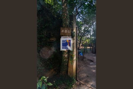 Casa à venda com 225m², 3 quartos e 8 vagasFachada