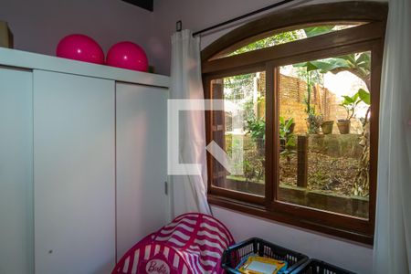 Casa à venda com 225m², 3 quartos e 8 vagasQuarto 2