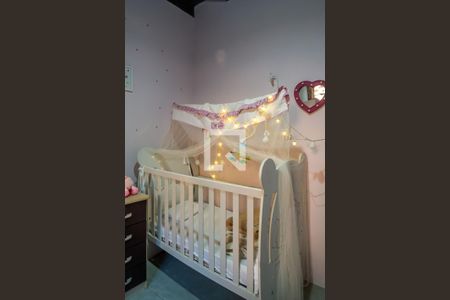 Casa à venda com 225m², 3 quartos e 8 vagasQuarto 2