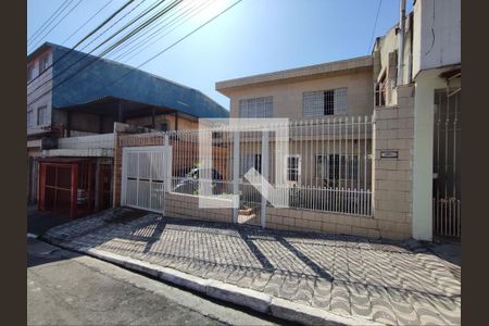 Casa à venda com 500m², 6 quartos e 8 vagas Casa à venda com 500m², 6 quartos e 8 vagasFachada