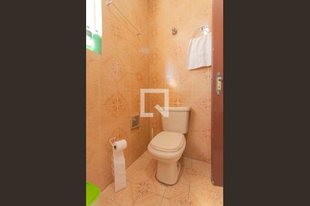 Casa à venda com 500m², 6 quartos e 8 vagas Casa à venda com 500m², 6 quartos e 8 vagasBanheiro