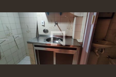 Cozinha de apartamento para alugar com 1 quarto, 30m² em Centro, Niterói
