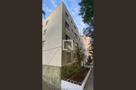 Apartamento para alugar com 58m², 2 quartos e 1 vaga Apartamento para alugar com 58m², 2 quartos e 1 vagaFachada