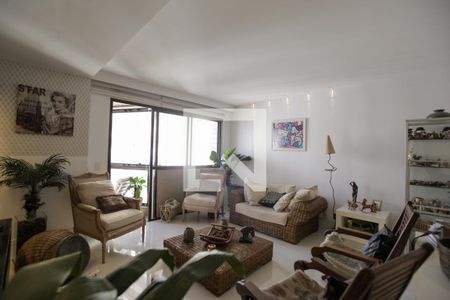 Sala de apartamento à venda com 2 quartos, 123m² em Vila Regente Feijó, São Paulo