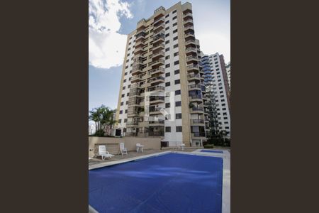 Apartamento à venda com 123m², 2 quartos e 3 vagas Apartamento à venda com 123m², 2 quartos e 3 vagasÁrea comum