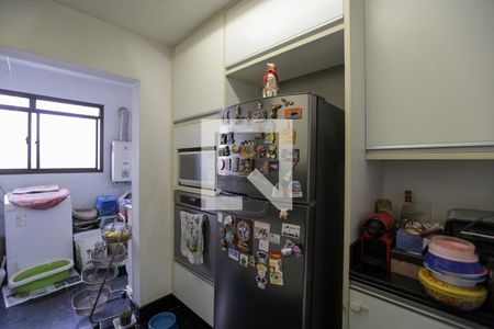 Apartamento à venda com 123m², 2 quartos e 3 vagas Apartamento à venda com 123m², 2 quartos e 3 vagasCozinha