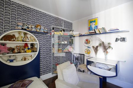 Apartamento à venda com 123m², 2 quartos e 3 vagas Apartamento à venda com 123m², 2 quartos e 3 vagasQuarto 1