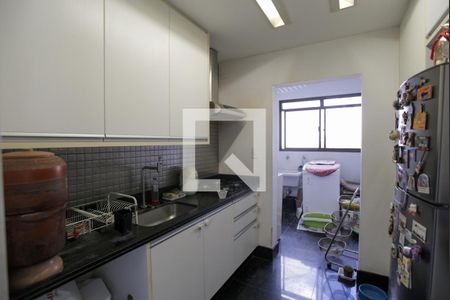 Apartamento à venda com 123m², 2 quartos e 3 vagas Apartamento à venda com 123m², 2 quartos e 3 vagasCozinha