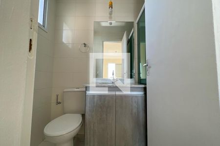 Apartamento para alugar com 62m², 2 quartos e 1 vaga Apartamento para alugar com 62m², 2 quartos e 1 vagaBanheiro da Suíte 1